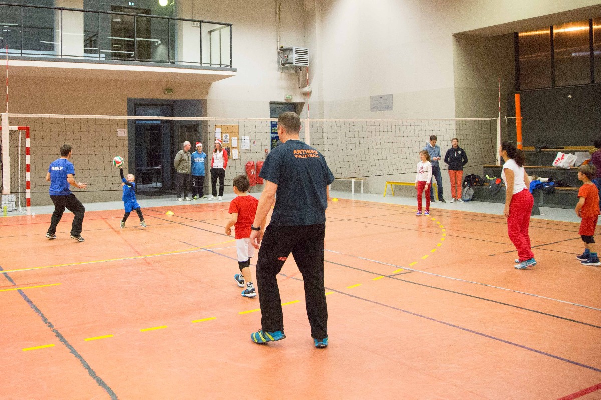 gal/saison 2017-2018/tournoi_de_noel_jeunes/MI1C0196.jpg